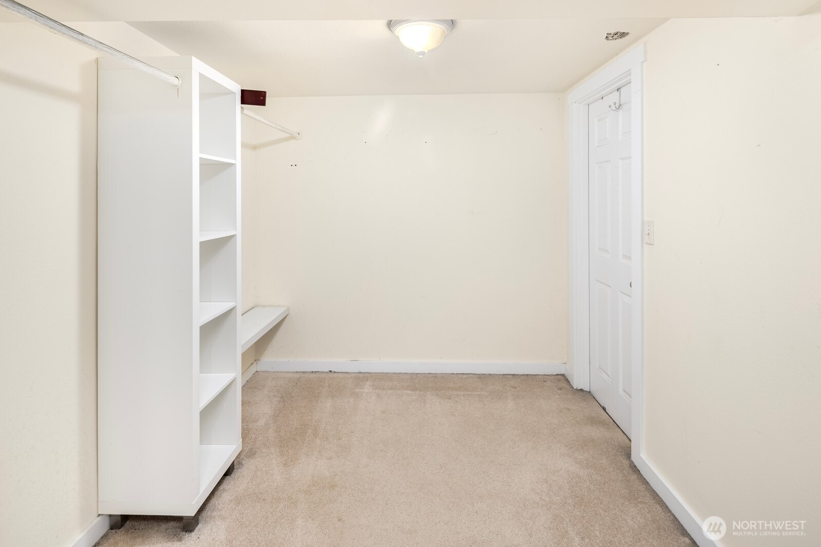 6024 S 127th Place , Seattle, WA 98178