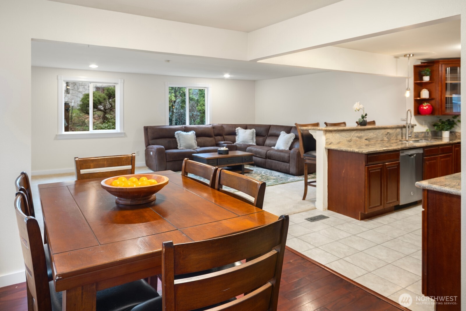 6024 S 127th Place , Seattle, WA 98178