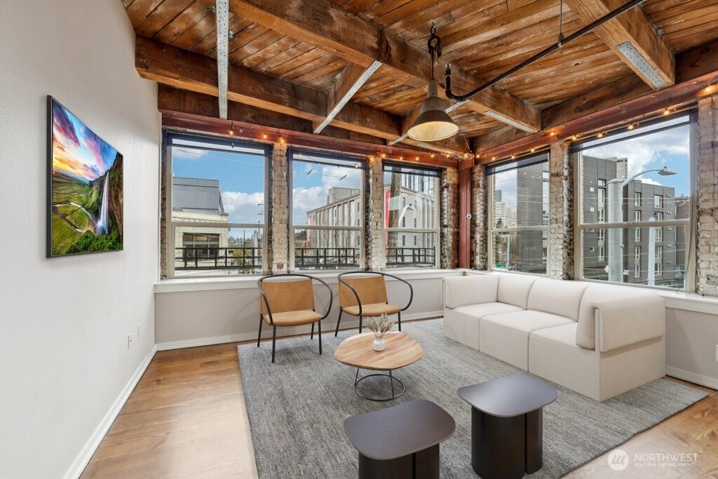 1408 12th Avenue #201, Seattle, WA 98122