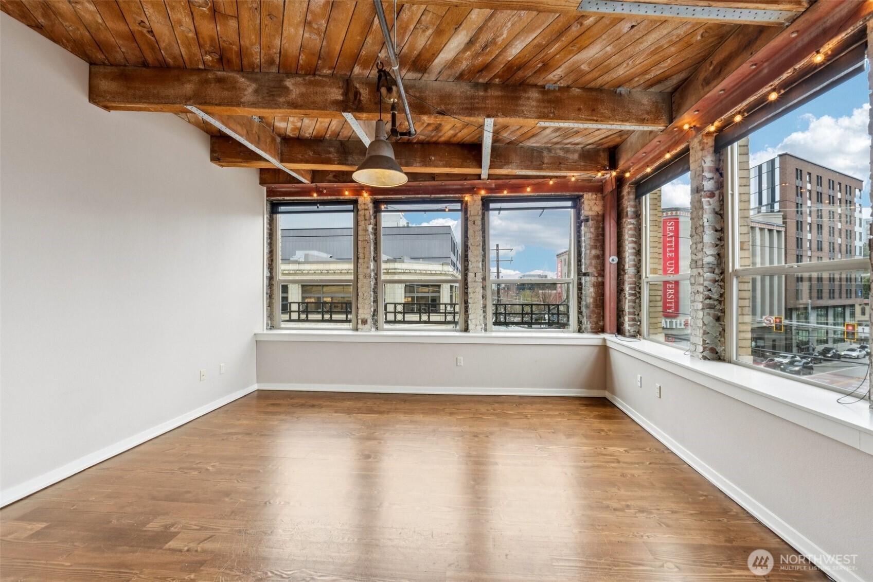 1408 12th Avenue #201, Seattle, WA 98122