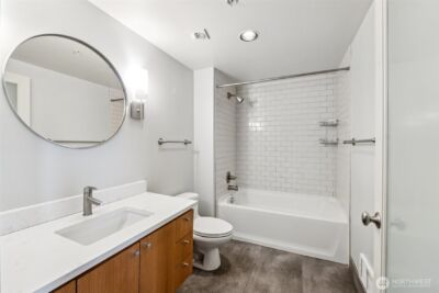 1408 12th Avenue #201, Seattle, WA 98122 - Photo 16