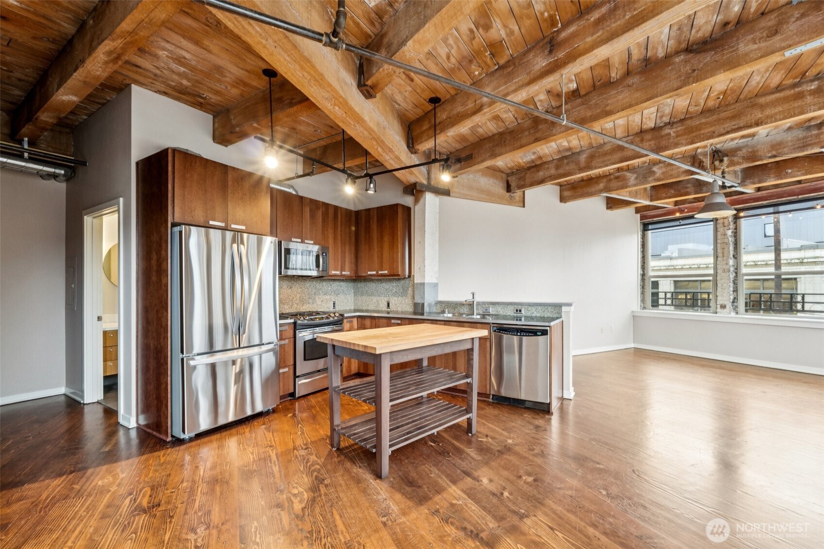 1408 12th Avenue #201, Seattle, WA 98122