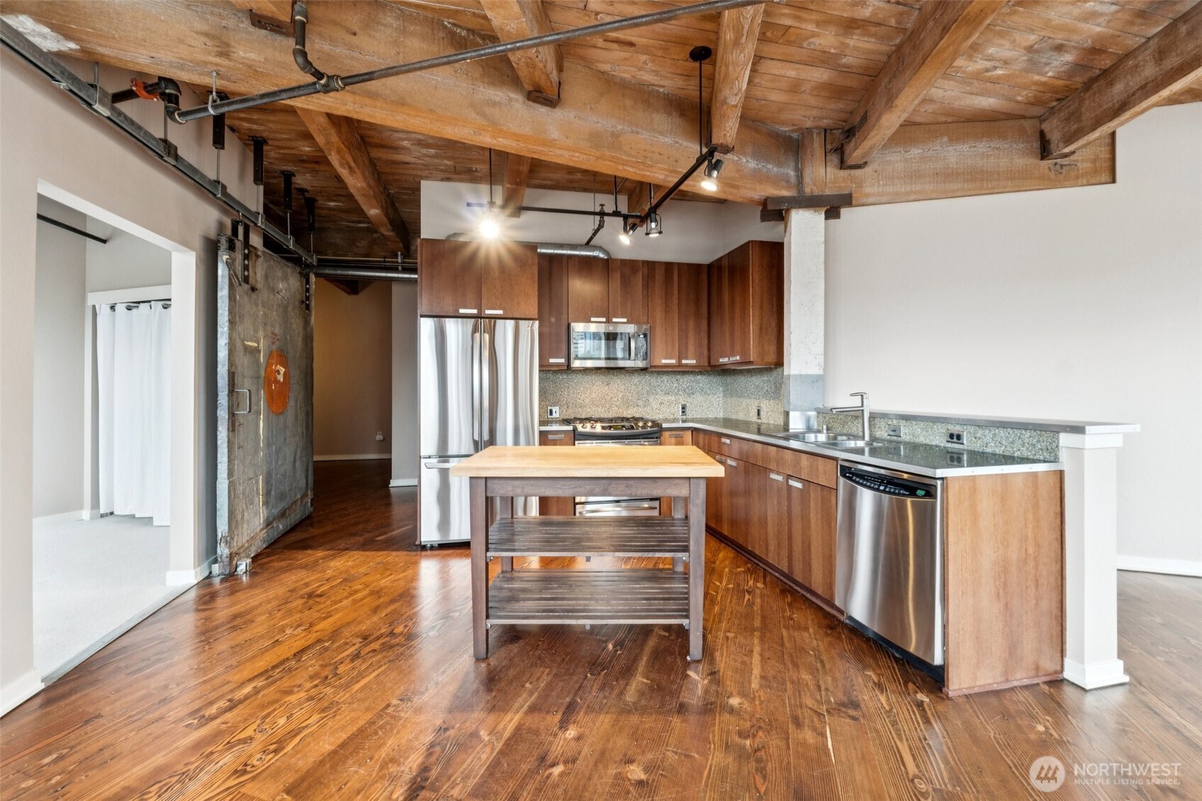 1408 12th Avenue #201, Seattle, WA 98122