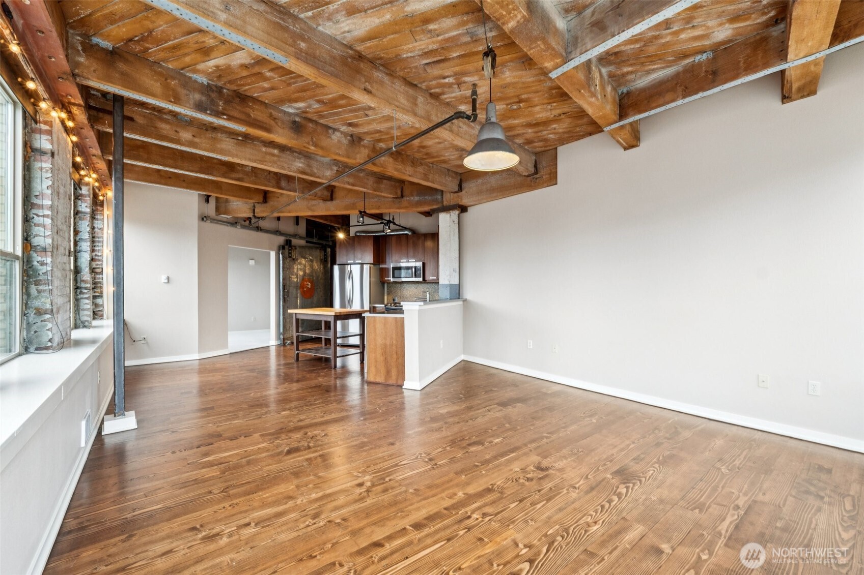 1408 12th Avenue #201, Seattle, WA 98122