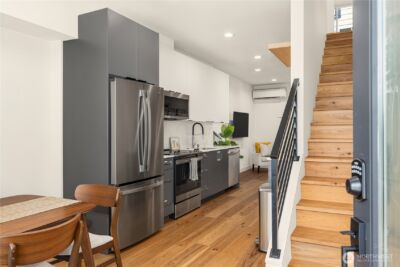 4515 Sunnyside Avenue N #B, Seattle, WA 98103 - Photo 2