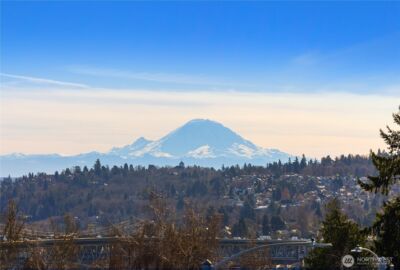 4515 Sunnyside Avenue N #B, Seattle, WA 98103 - Photo 24