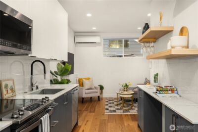 4515 Sunnyside Avenue N #B, Seattle, WA 98103 - Photo 5