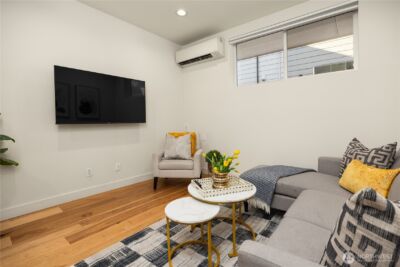 4515 Sunnyside Avenue N #B, Seattle, WA 98103 - Photo 8