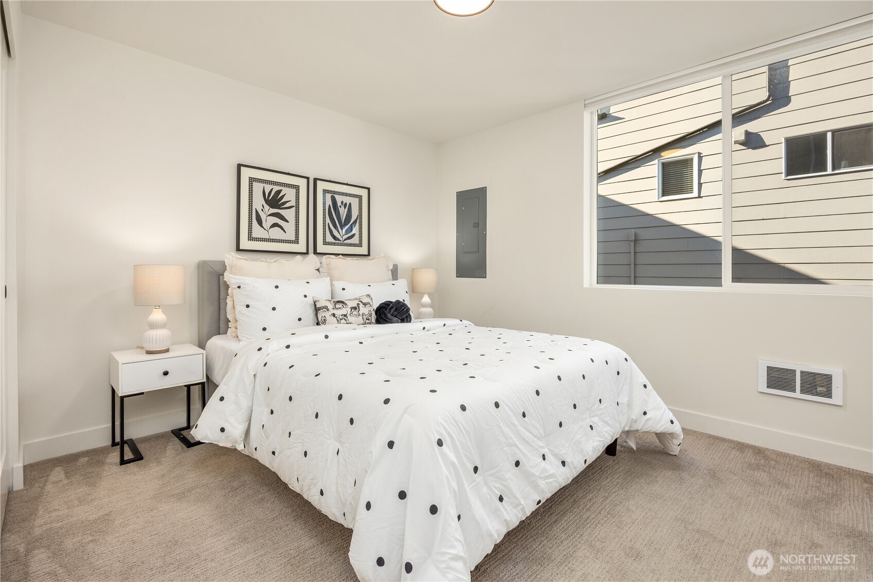 4515 Sunnyside Avenue N #B, Seattle, WA 98103