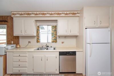 42 Juniper Mobile Estates , Sequim, WA 98382 - Photo 10