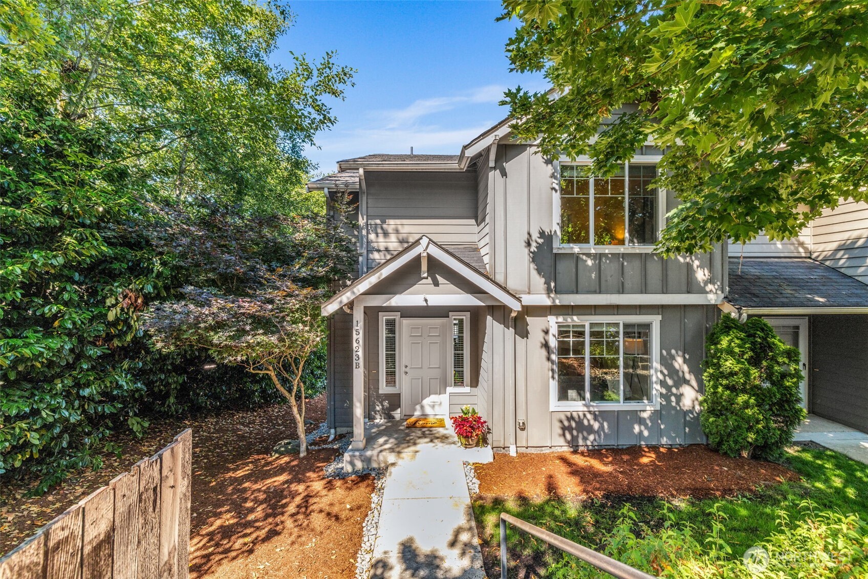 15623 44th Place W #Unit B, Lynnwood, WA 98087