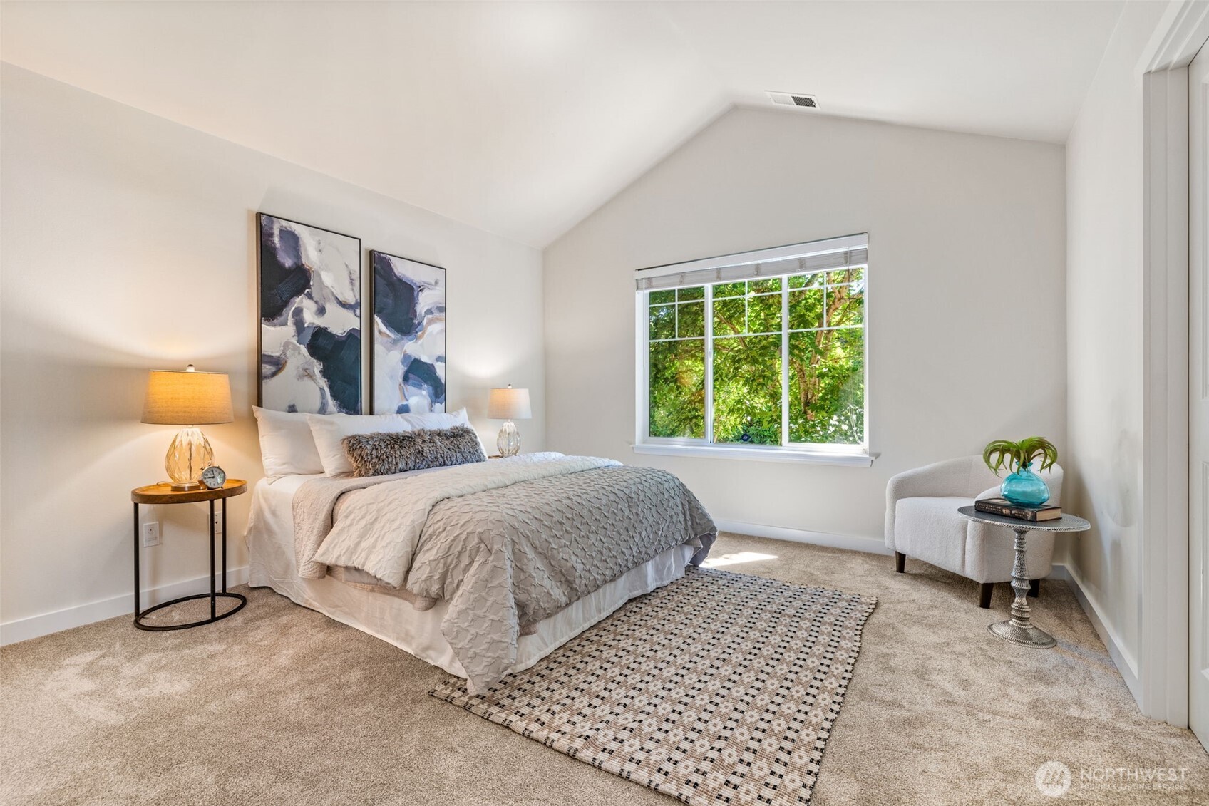 15623 44th Place W #Unit B, Lynnwood, WA 98087