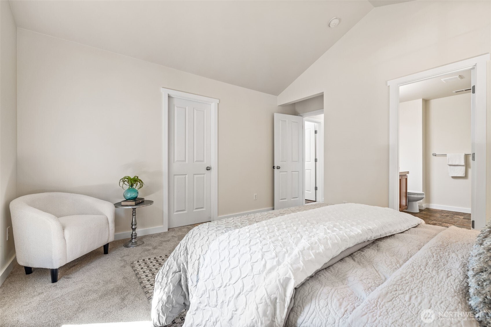 15623 44th Place W #Unit B, Lynnwood, WA 98087