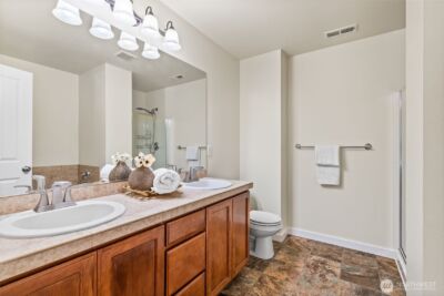 15623 44th Place W #Unit B, Lynnwood, WA 98087 - Photo 13