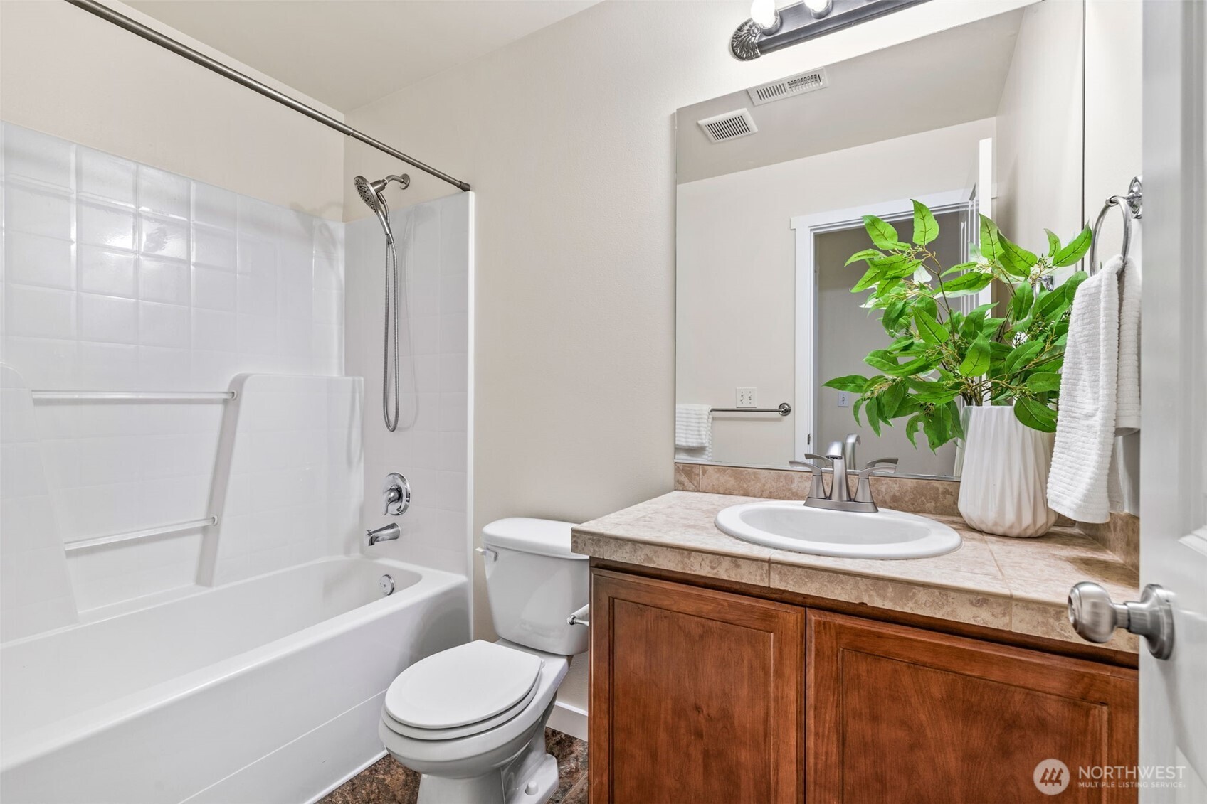 15623 44th Place W #Unit B, Lynnwood, WA 98087