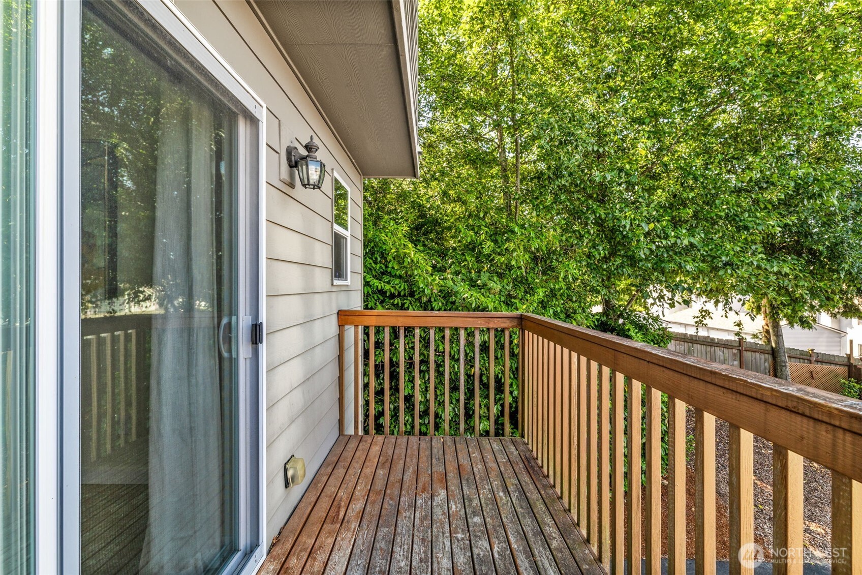 15623 44th Place W #Unit B, Lynnwood, WA 98087