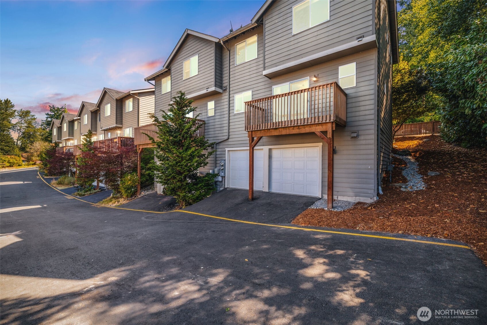 15623 44th Place W #Unit B, Lynnwood, WA 98087