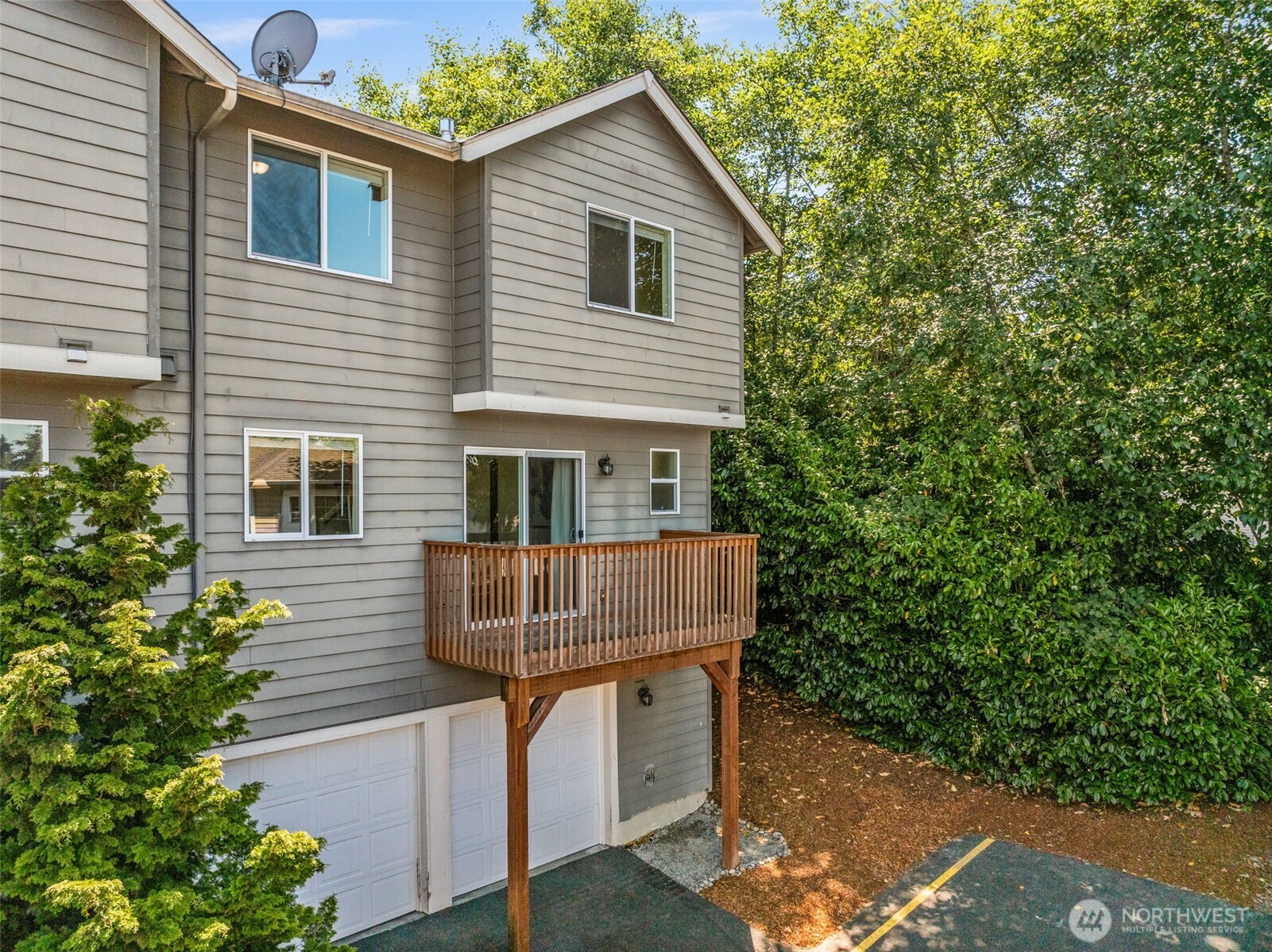 15623 44th Place W #Unit B, Lynnwood, WA 98087