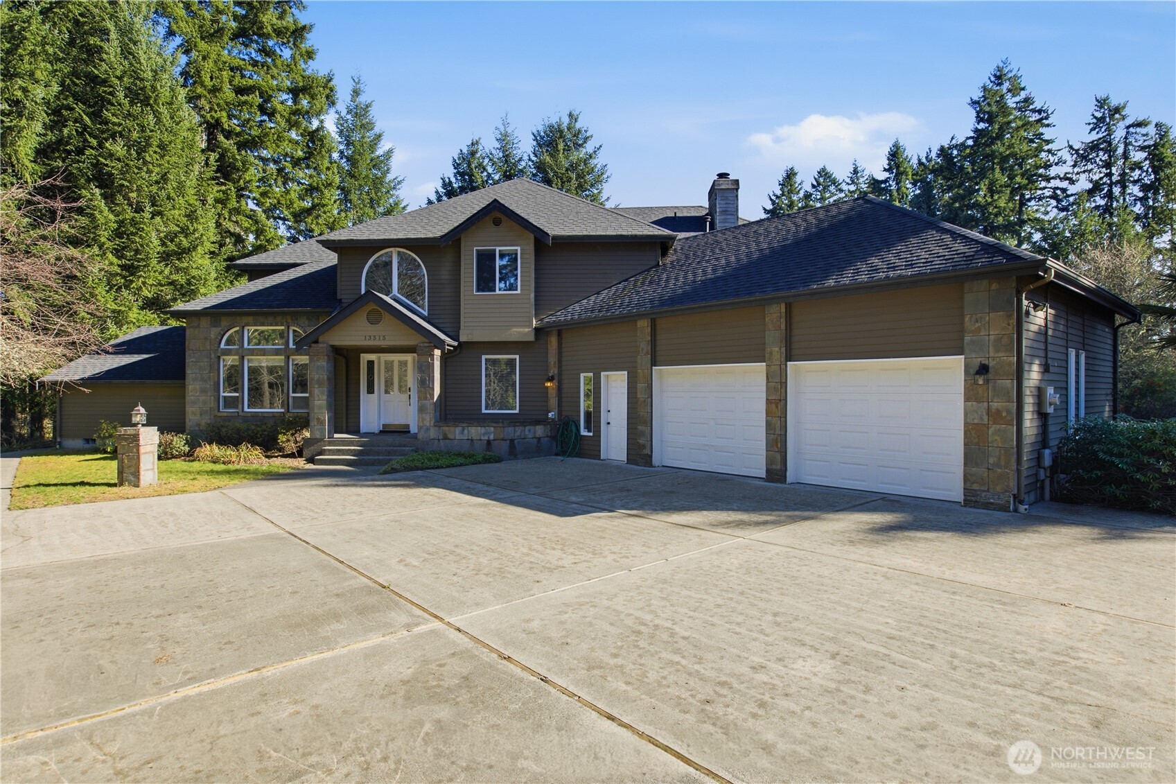 13515 152nd Street E, Puyallup, WA 98374