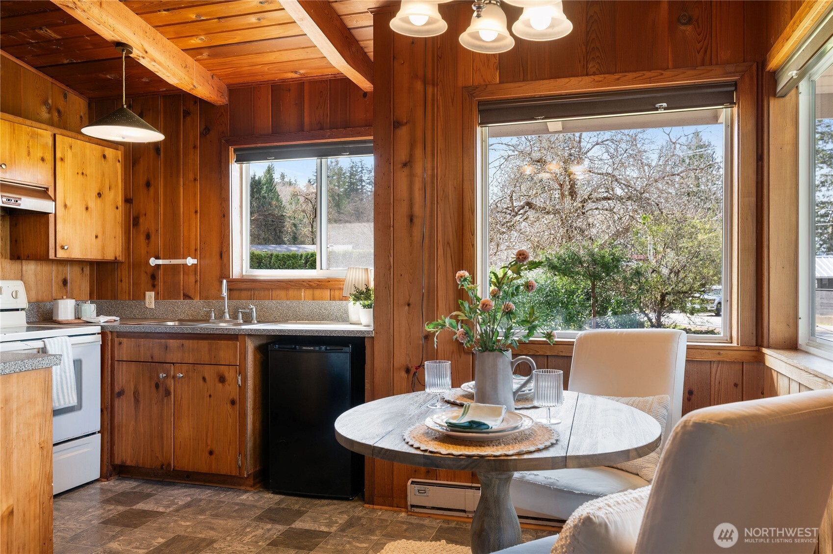 14870 E State Route 106 , Belfair, WA 98528