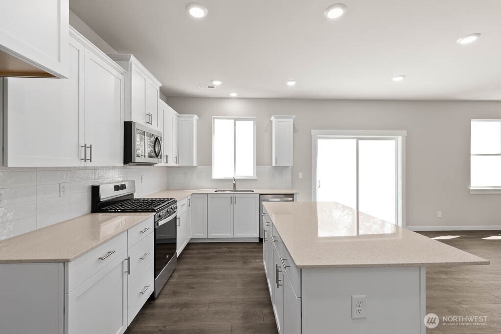 28615 79th Drive NW #31, Stanwood, WA 98292