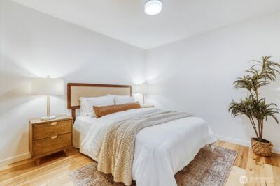 517 Howe Street #B, Seattle, WA 98109 - Photo 22