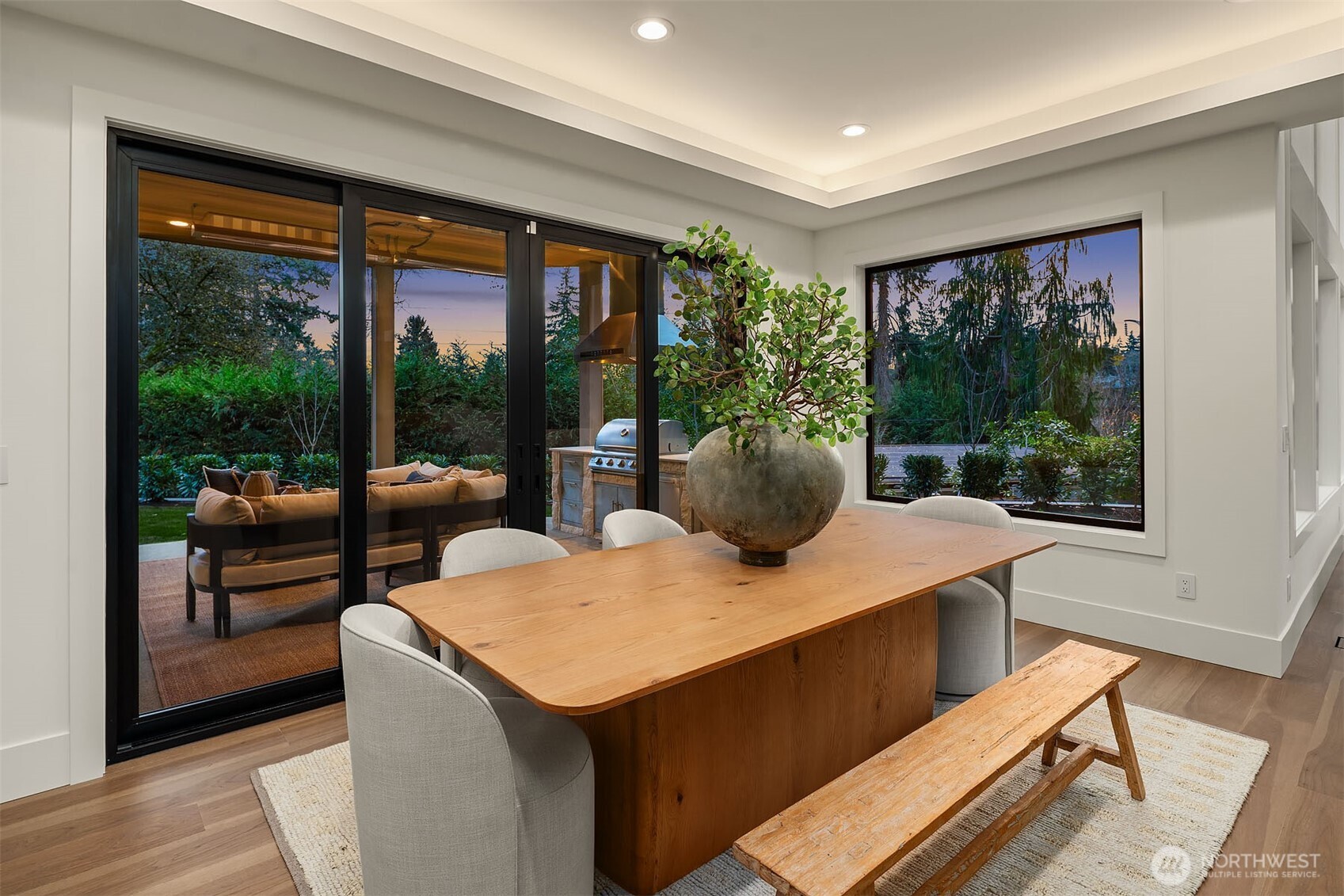 822 91st Avenue NE, Bellevue, WA 98004