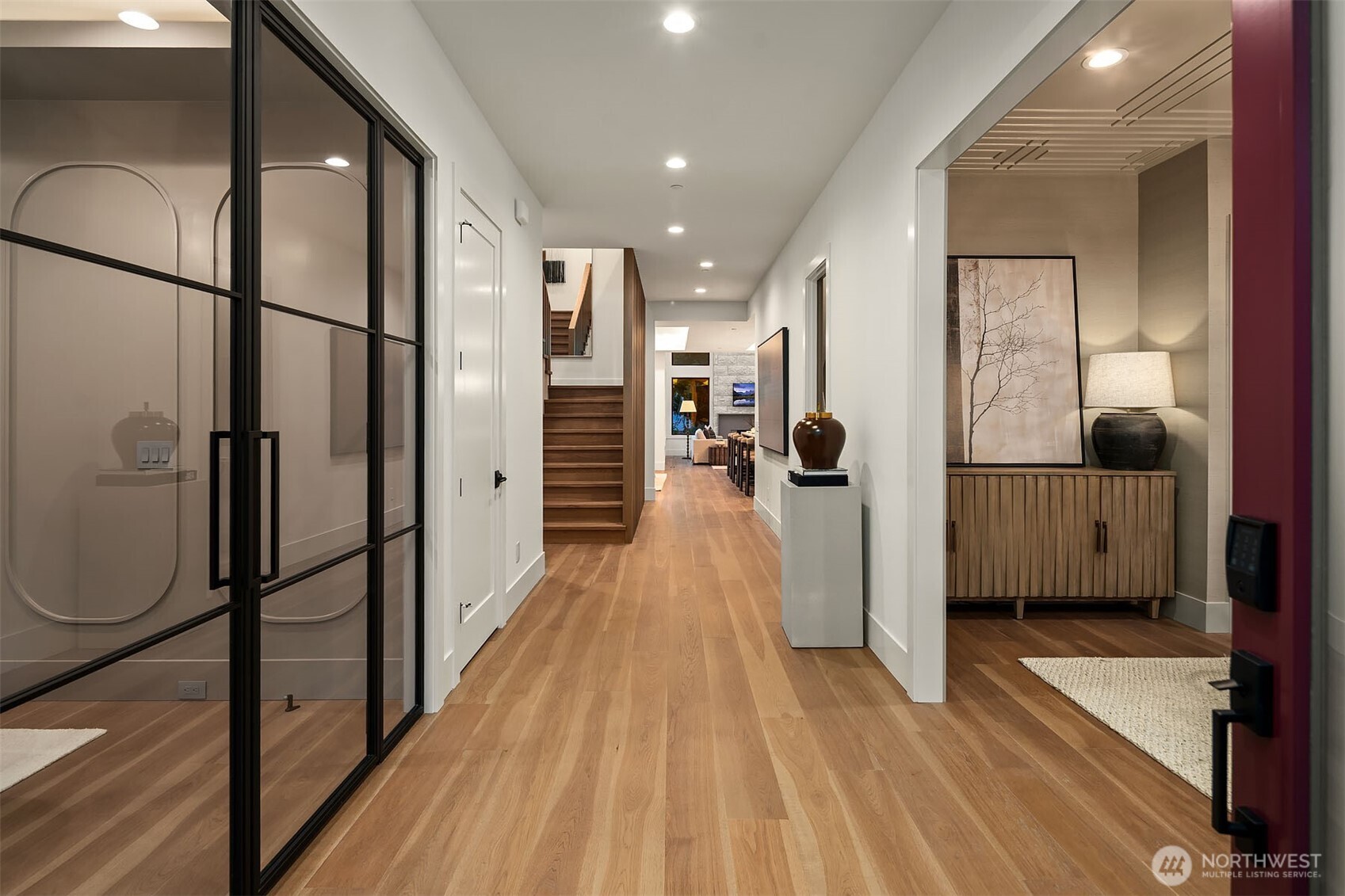 822 91st Avenue NE, Bellevue, WA 98004