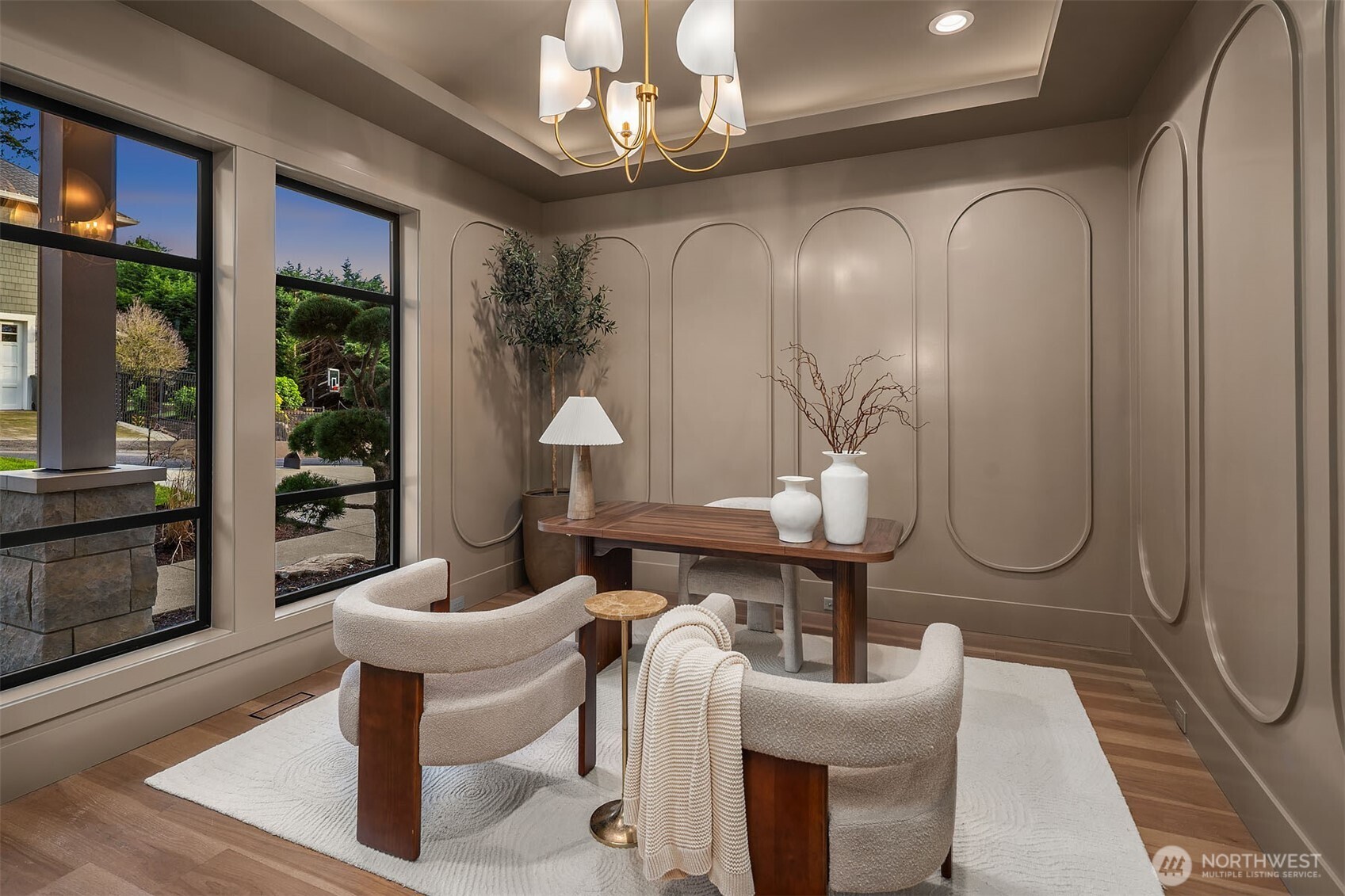 822 91st Avenue NE, Bellevue, WA 98004