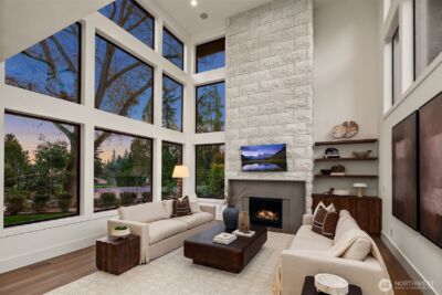 822 91st Avenue NE, Bellevue, WA 98004 - Photo 2