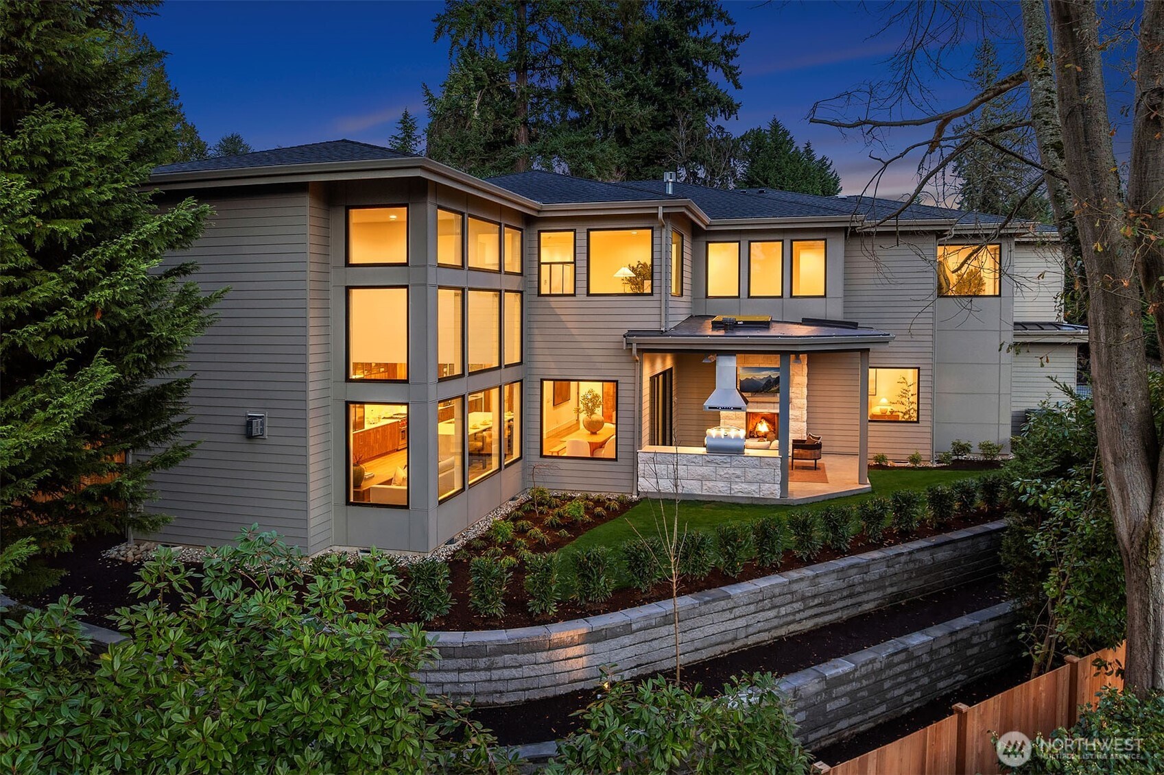 822 91st Avenue NE, Bellevue, WA 98004