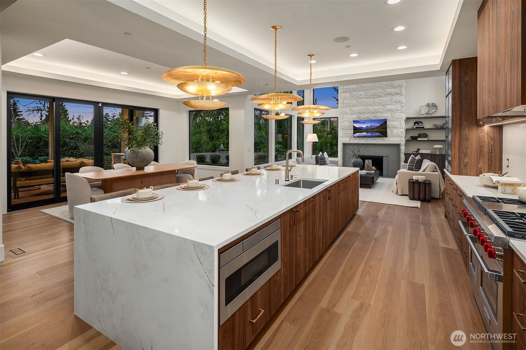 822 91st Avenue NE, Bellevue, WA 98004