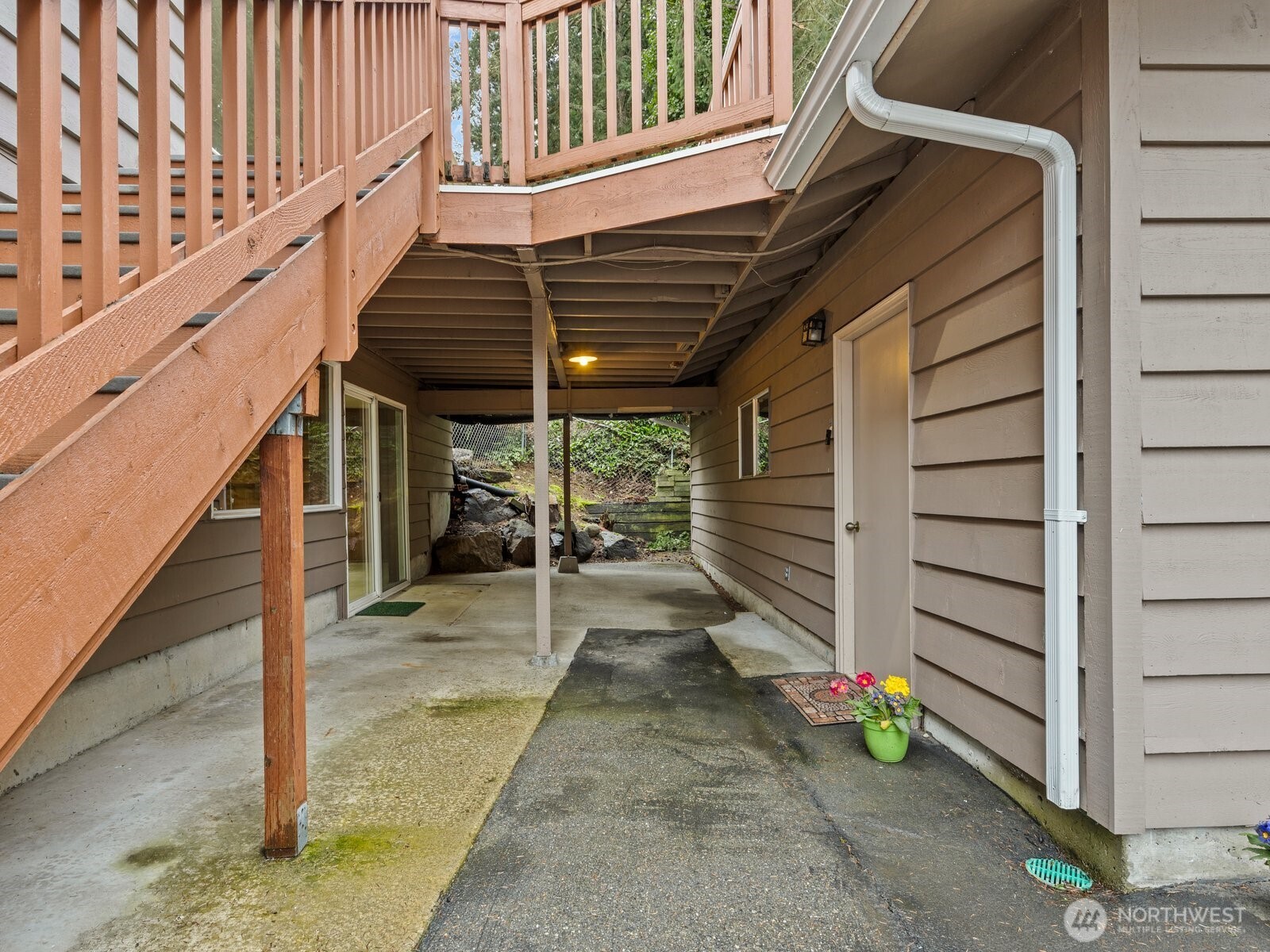 23406 94th Avenue W, Edmonds, WA 98020
