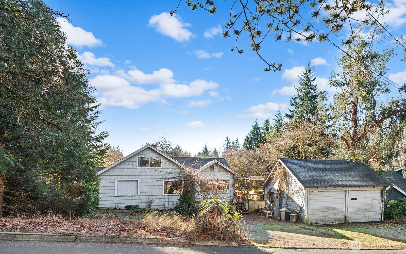 5721 108th Avenue NE, Kirkland, WA 98033