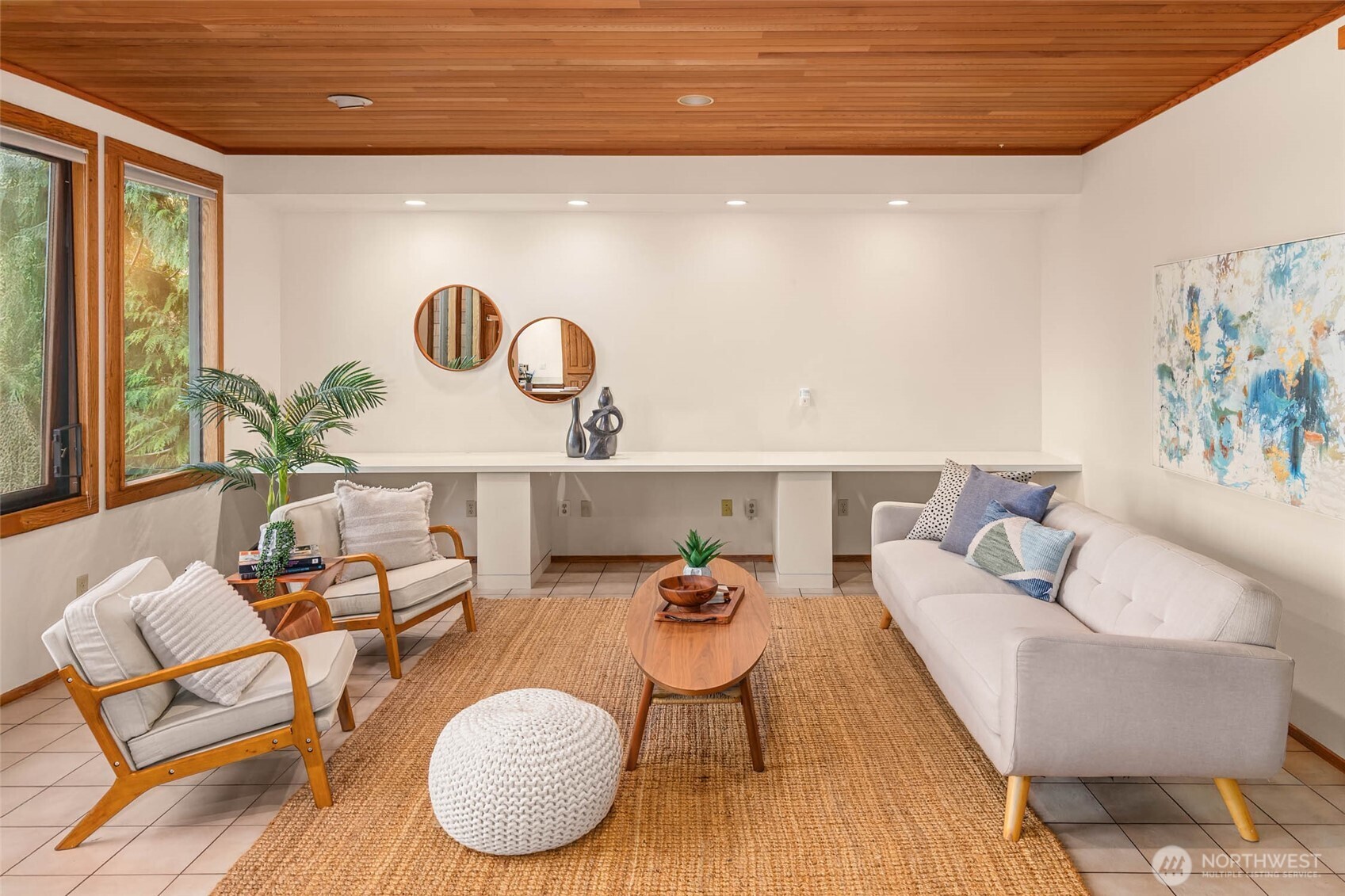 9261 SE 46th Street , Mercer Island, WA 98040