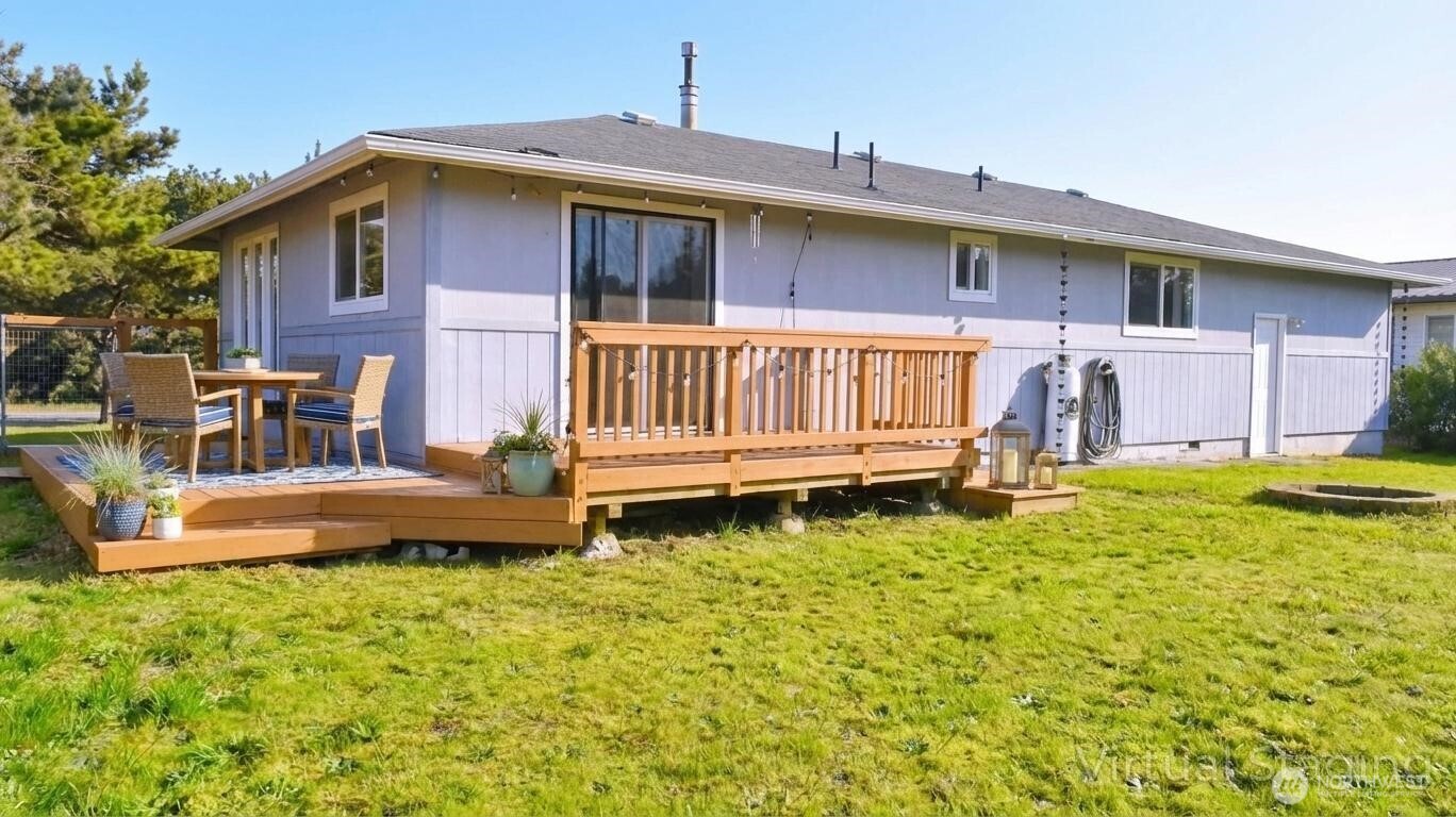 35102 H Place , Ocean Park, WA 98640