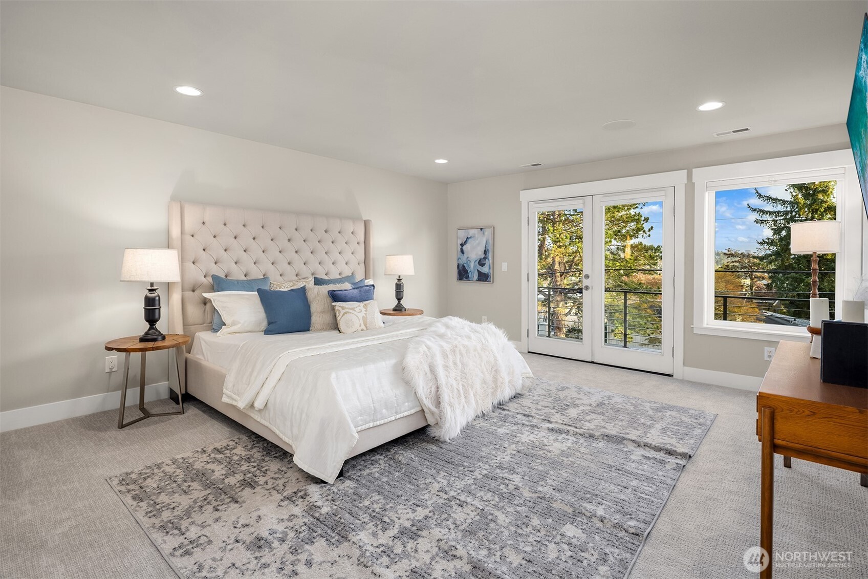 222 8th Avenue , Kirkland, WA 98033