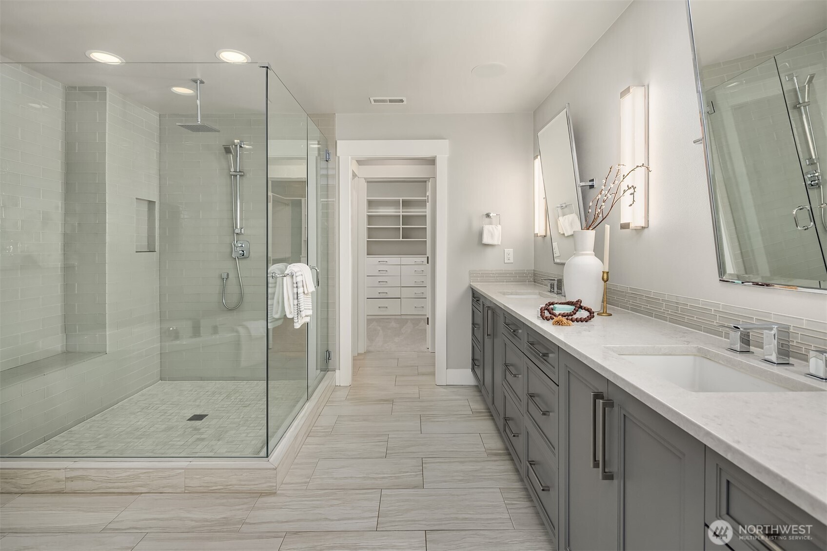 222 8th Avenue , Kirkland, WA 98033