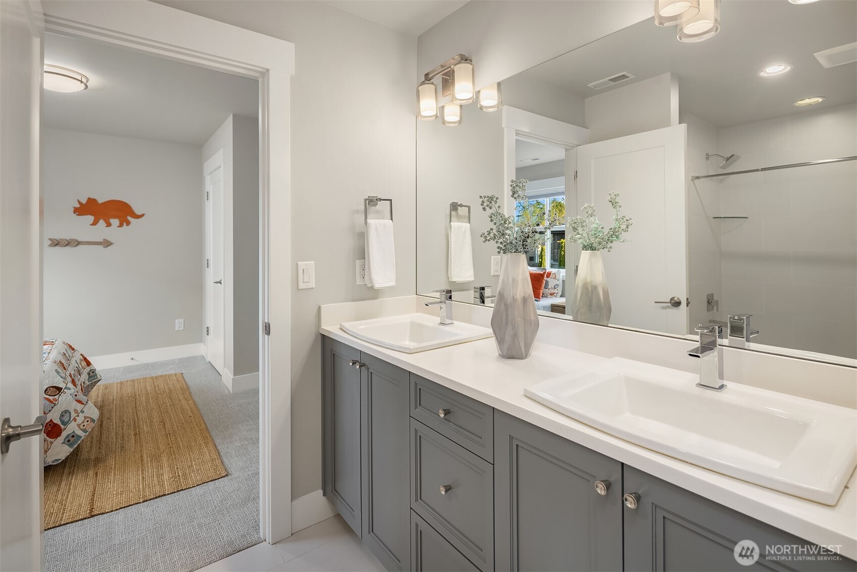 222 8th Avenue , Kirkland, WA 98033