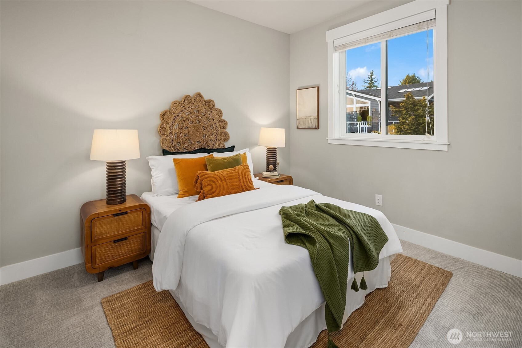 222 8th Avenue , Kirkland, WA 98033