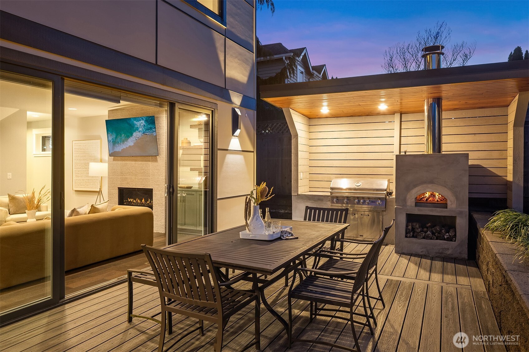 222 8th Avenue , Kirkland, WA 98033