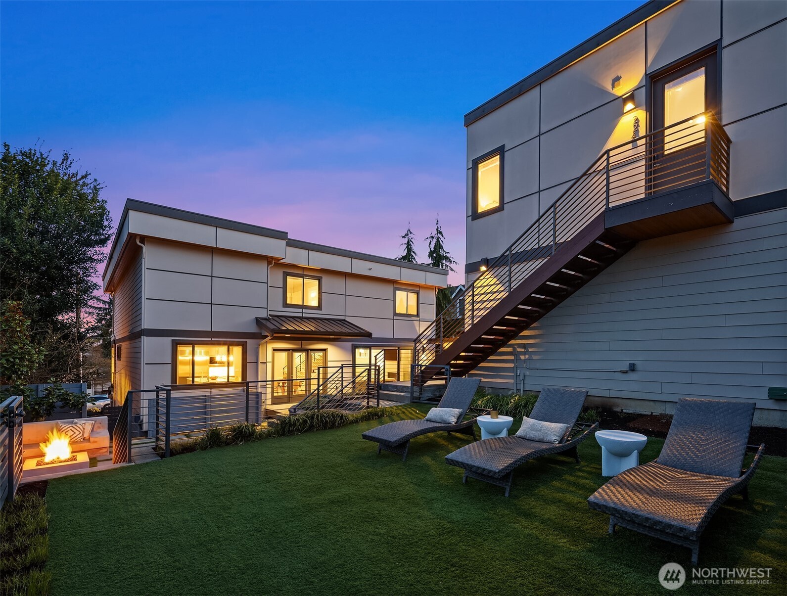 222 8th Avenue , Kirkland, WA 98033