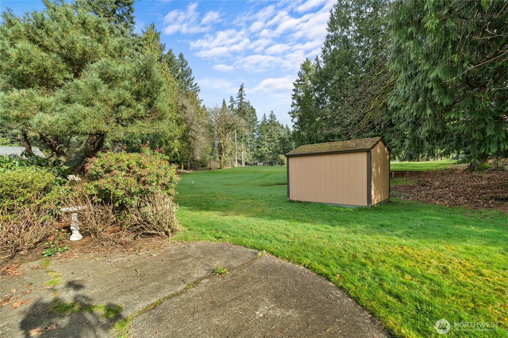 3708 Wesley Loop NW #A&B, Olympia, WA 98502