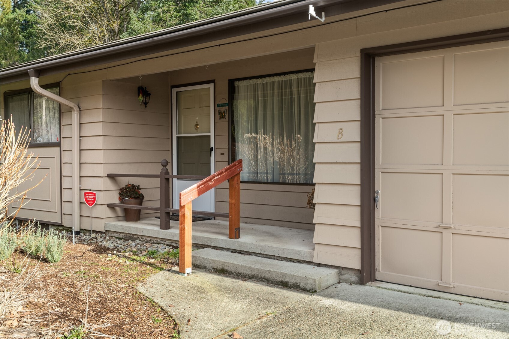 3708 Wesley Loop NW #A&B, Olympia, WA 98502