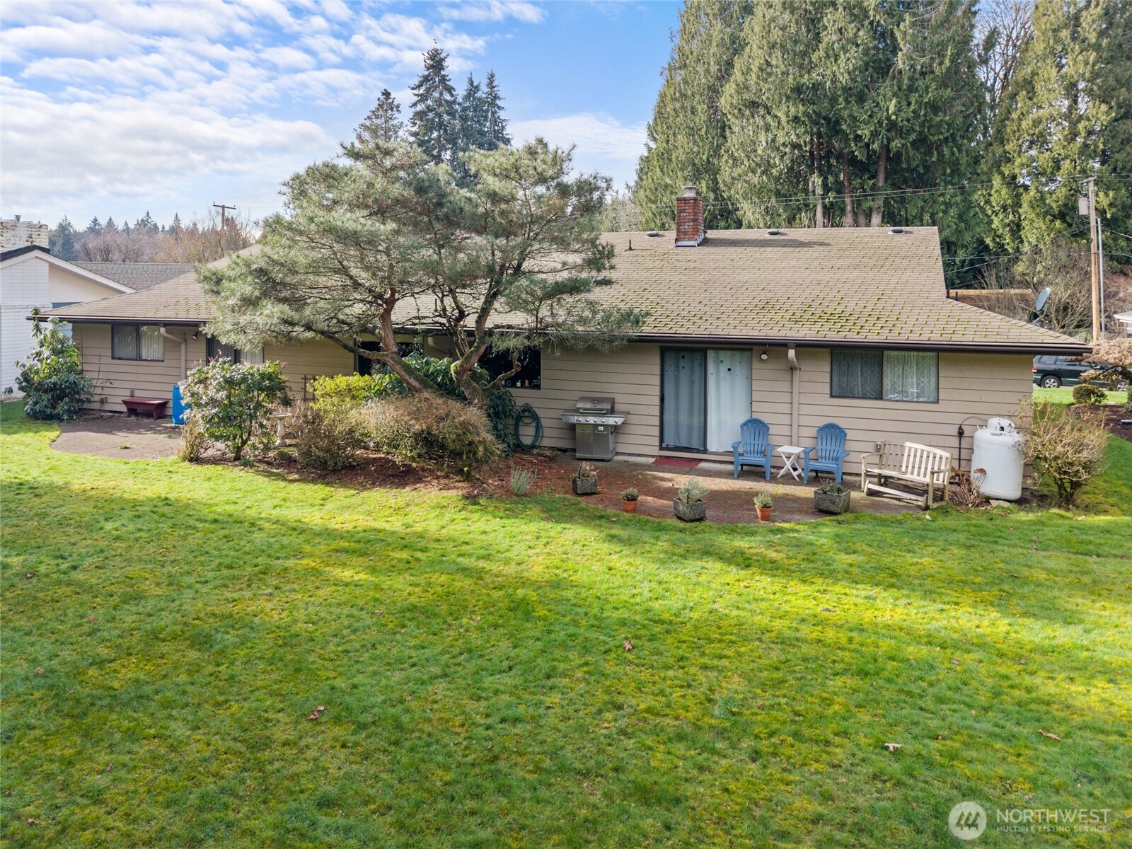 3708 Wesley Loop NW #A&B, Olympia, WA 98502