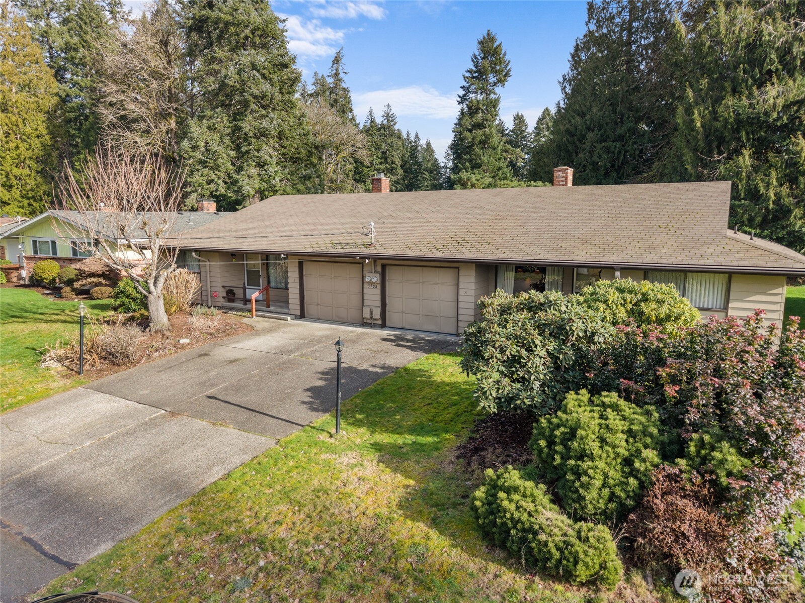 3708 Wesley Loop NW #A&B, Olympia, WA 98502