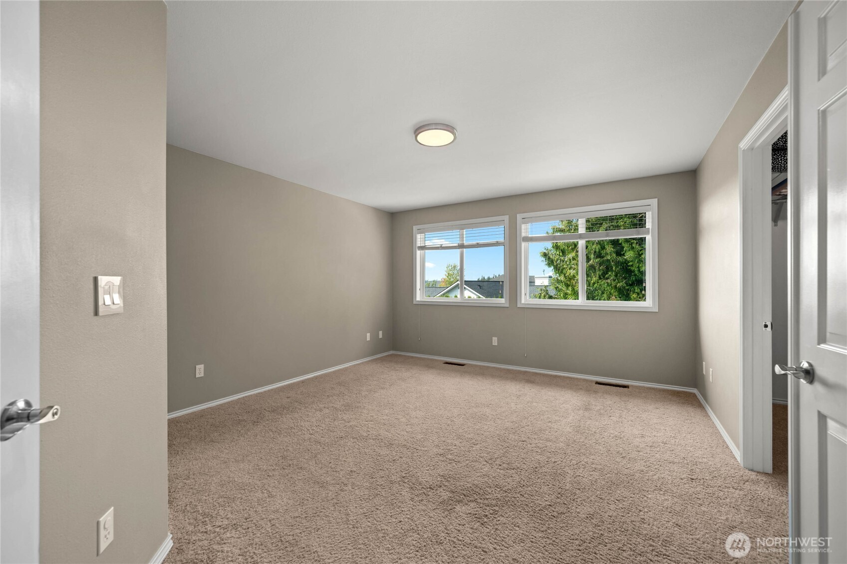 12297 Bayhill Drive , Burlington, WA 98233