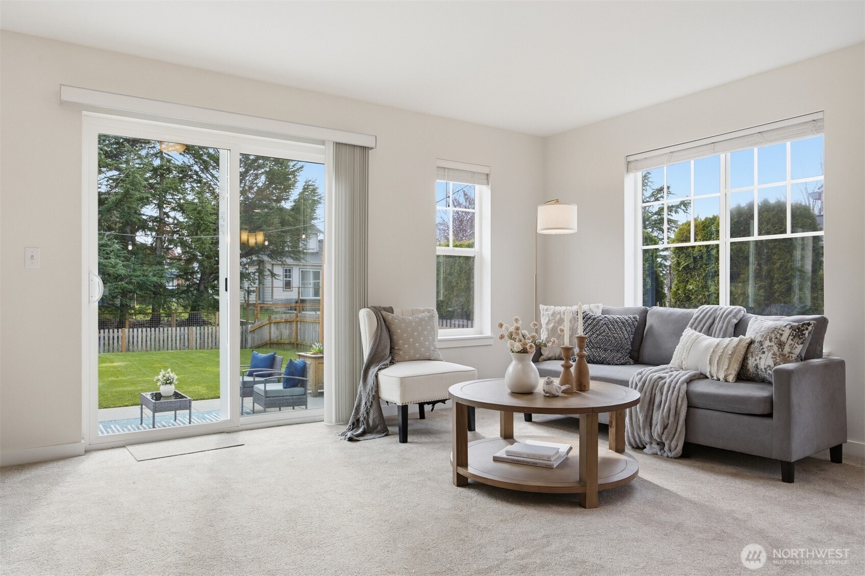 1372 Elm Street , Lynden, WA 98264