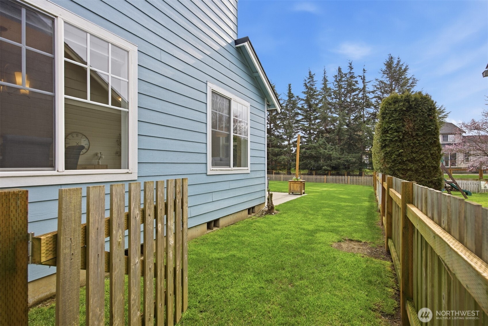 1372 Elm Street , Lynden, WA 98264