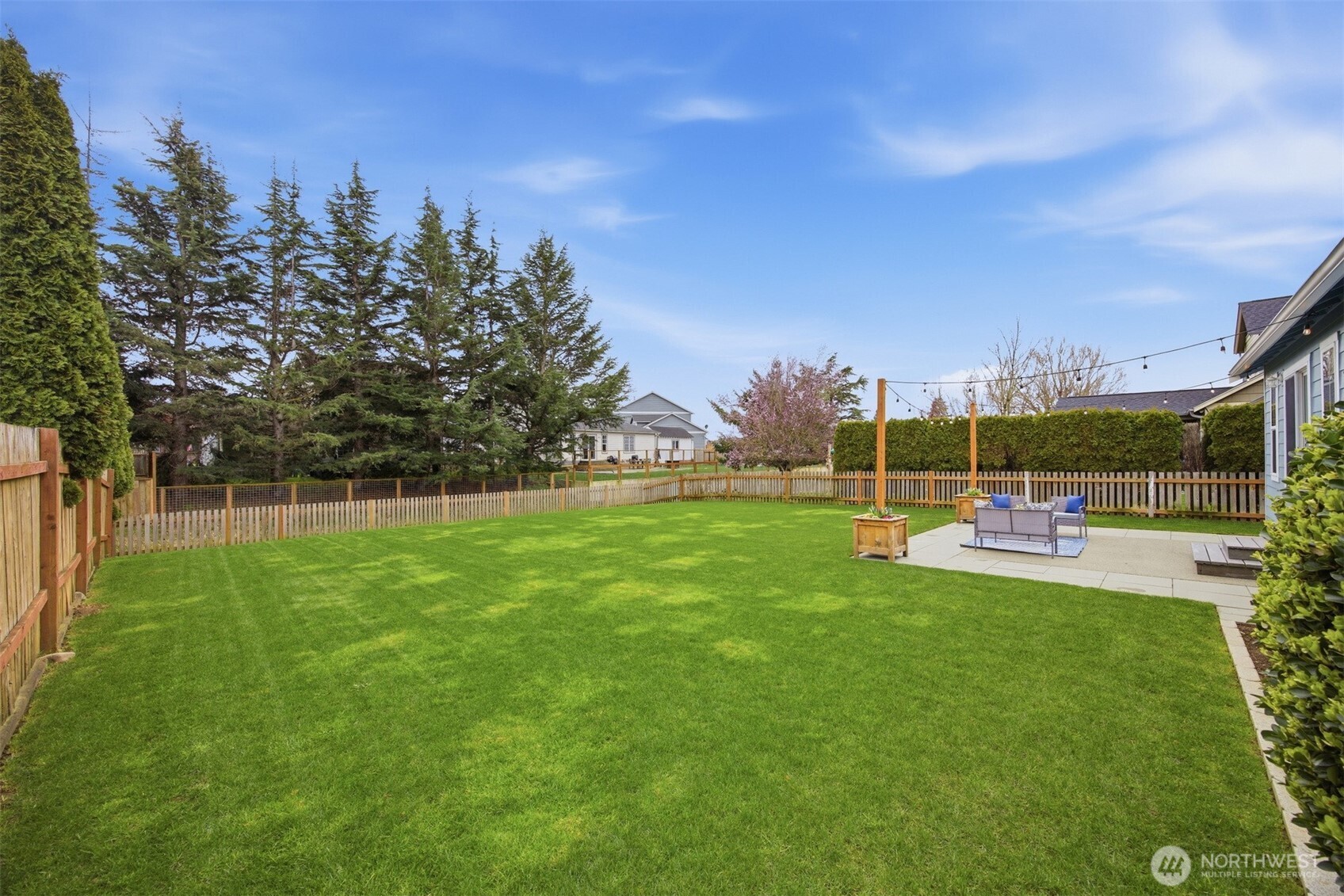 1372 Elm Street , Lynden, WA 98264